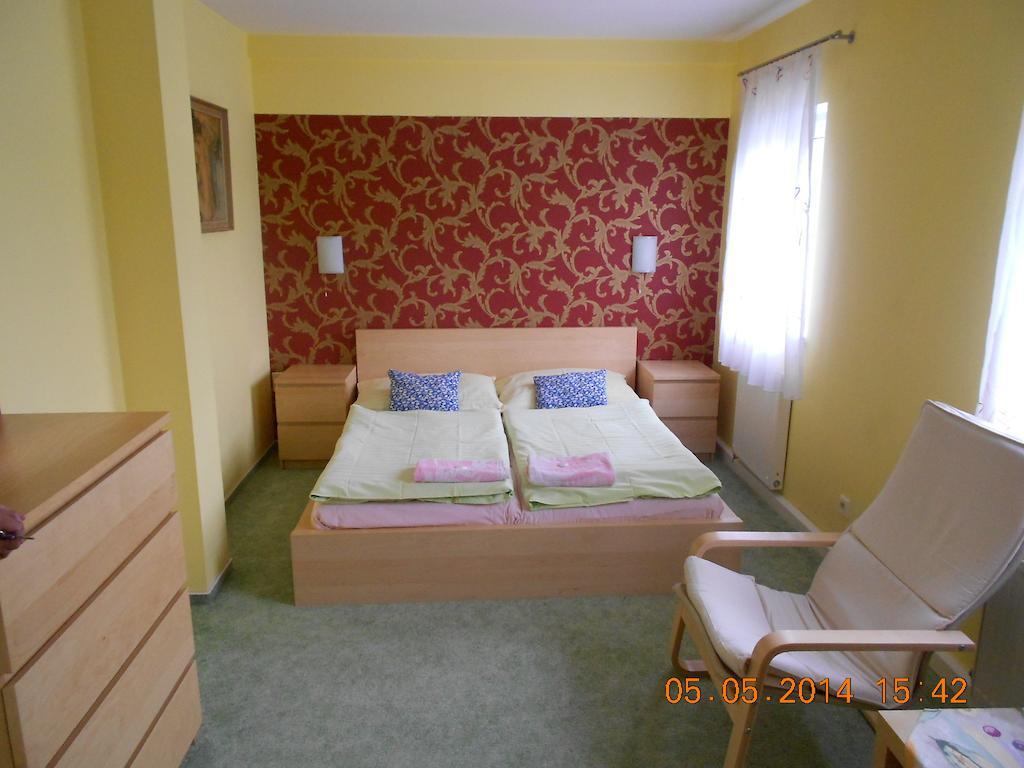 Penzion Mestansky Dum Svoboda nad Úpou Habitación foto